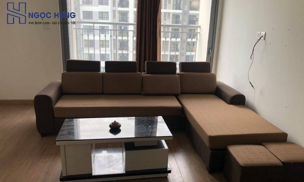 Dịch Vụ Thu Mua Bàn Ghế Gia Đình Tại Hà Nội 3 Đa Dạng Bàn Ghế Gỗ, Sofa, Nhựa, Kim Loại Cũ