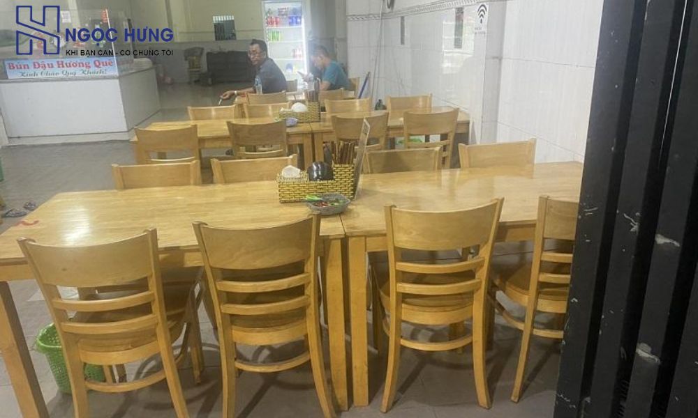 Thu mua bàn ghế nhà hàng tiết kiệm chi phí và bảo vệ môi trường