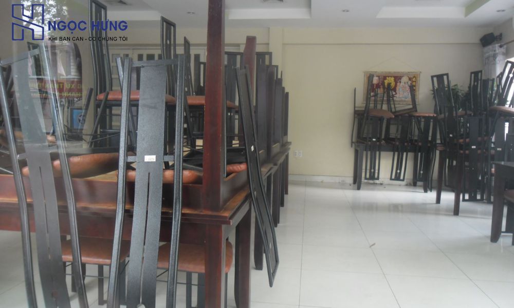 Quy trình thu mua bàn ghế nhà hàng nhanh chóng và hiệu quả