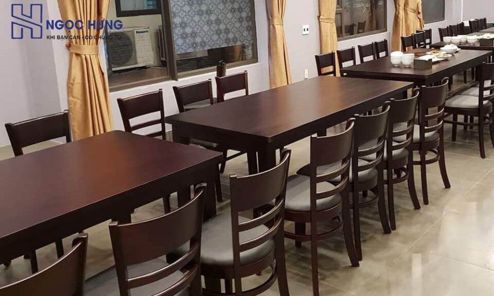 Dịch Vụ Thu Mua Bàn Ghế Nhà Hàng Tại Hà Nội Giá Cao Uy Tín 2 Bàn Ghế Nhà Hàng Cũ Giúp Tối Ưu Không Gian Kinh Doanh.