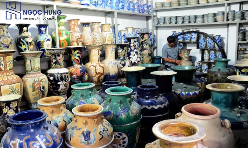 Đa dạng mẫu mã đồ sành sứ cũ được thu mua