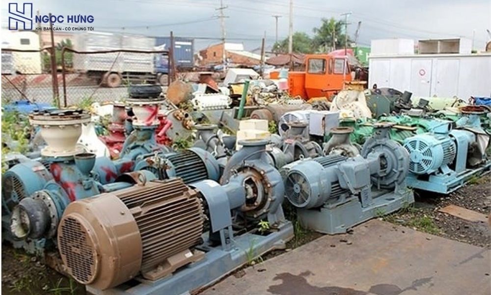 Thu Mua Máy Bơm Nước Cũ Giá Cao – Nhanh Chóng, Tận Nơi 2 Máy Bơm Nước Cũ Đã Qua Sử Dụng Chờ Thu Mua