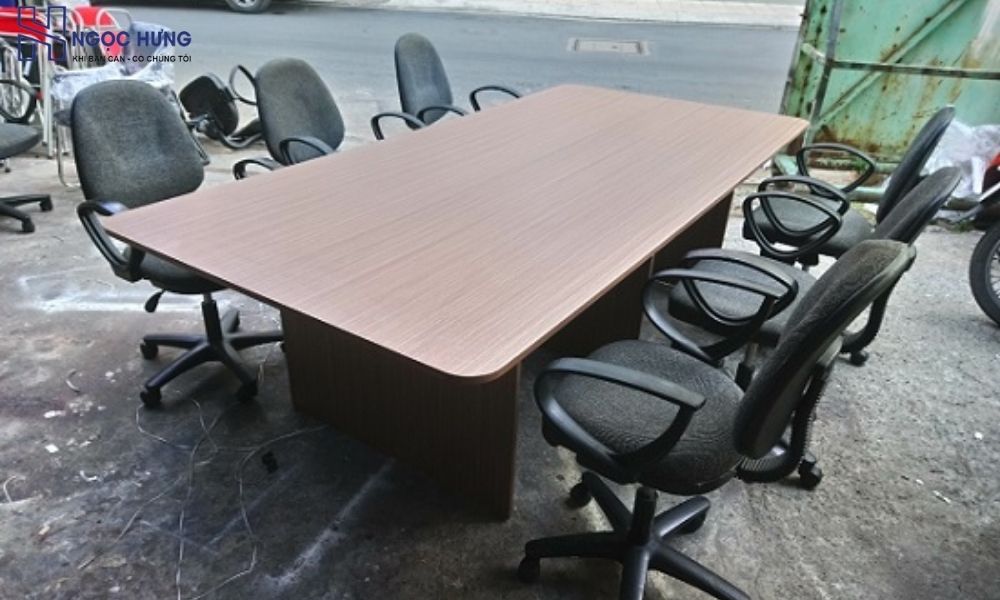Cập Nhật Bảng Giá Bàn Ghế Văn Phòng Cũ Năm 2025 Chi Tiết 4 Combo Bàn Ghế Văn Phòng Cũ Tiết Kiệm Chi Phí Cho Startup