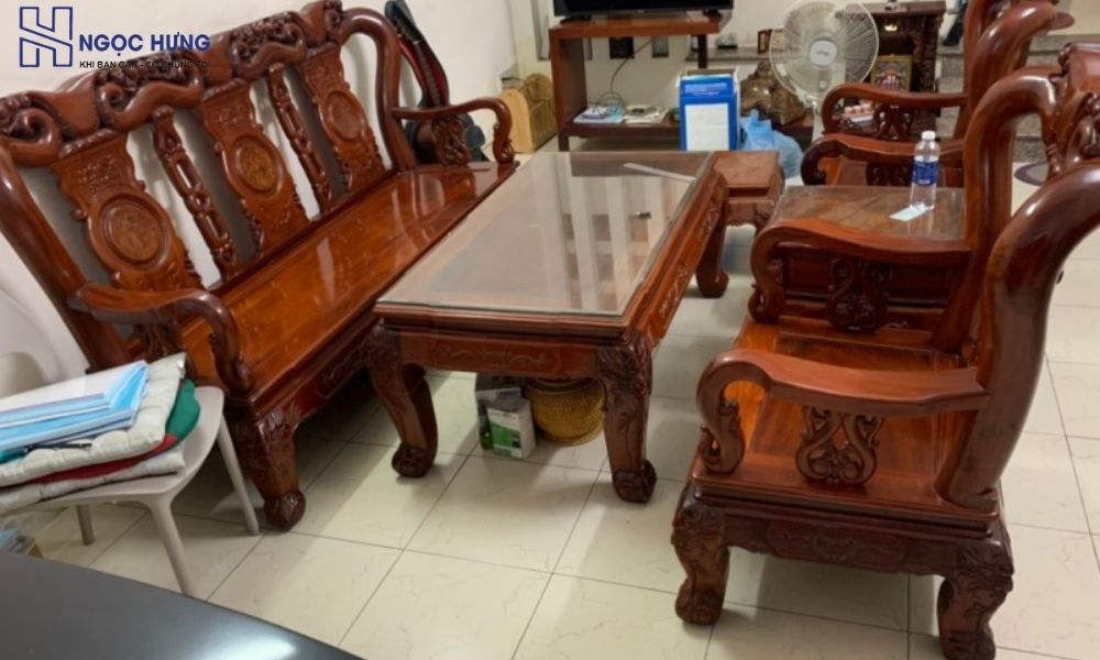 Dịch Vụ Thu Mua Đồ Cũ Tại Hoài Đức Hà Nội – Tận Nơi, Uy Tín 3 Bàn Ghế Gỗ Cũ Được Thu Mua Tận Nơi, Giá Cao Tại Hoài Đức