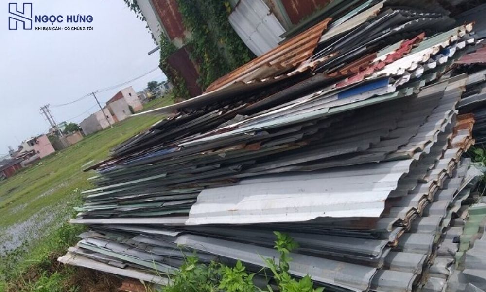 Dịch Vụ Thu Mua Mái Tôn Cũ Giá Cao, Tận Nơi, Toàn Miền Bắc 2 Thu Mua Phế Liệu Tôn Cũ Với Giá Tốt Phục Vụ Toàn Miền Bắc