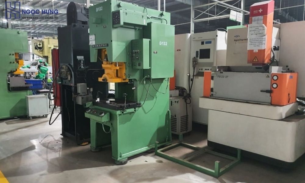 Thu Mua Máy Ép Thủy Lực Cũ Uy Tín, Tận Nơi Toàn Miền Bắc 4 Đồ Cũ Miền Bắc Thu Mua Máy Ép Thủy Lực Cũ Đa Dạng.