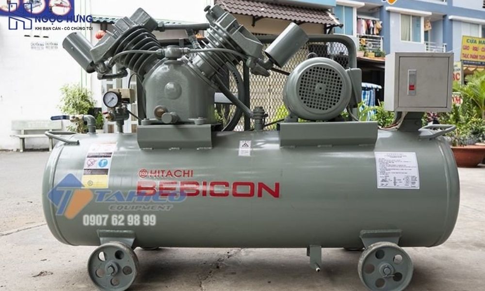 Dịch Vụ Thu Mua Máy Nén Khí Cũ Giá Cao – Uy Tín, Tận Nơi 3 Máy Nén Khí Piston Cũ Được Kiểm Tra Trước Khi Thu Mua