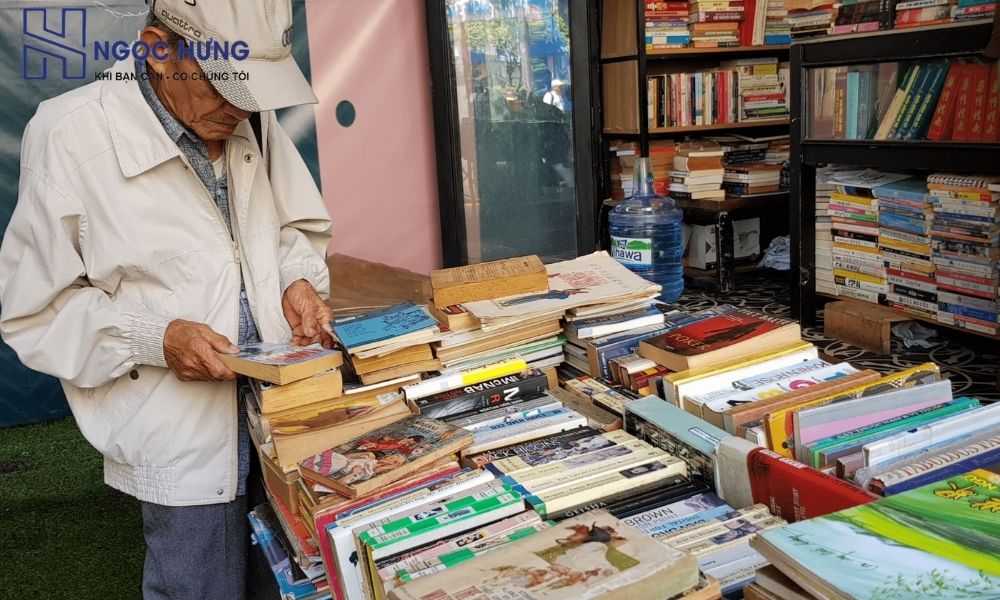 Thu Mua Sách Cũ Giá Cao Tận Nơi, Uy Tín Tại Miền Bắc 2 Thu Mua Sách Cũ Tận Nhà Nhanh Chóng, Phục Vụ Toàn Miền Bắc