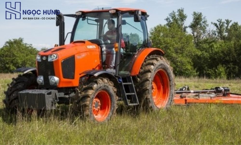 Máy Cày Cũ Được Khách Hàng Gửi Để Định Giá